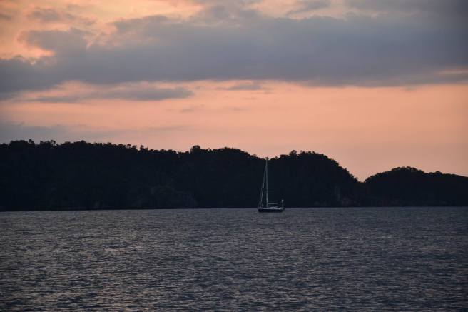 29067405_10210525405004285_687869614096384000_o